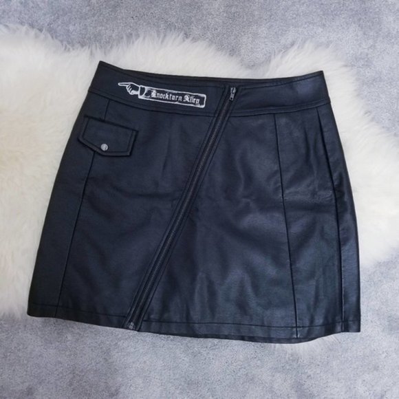 Harry Potter Knockturn Alley Faux Leather Zip Mini Skirt - Picture 1 of 8